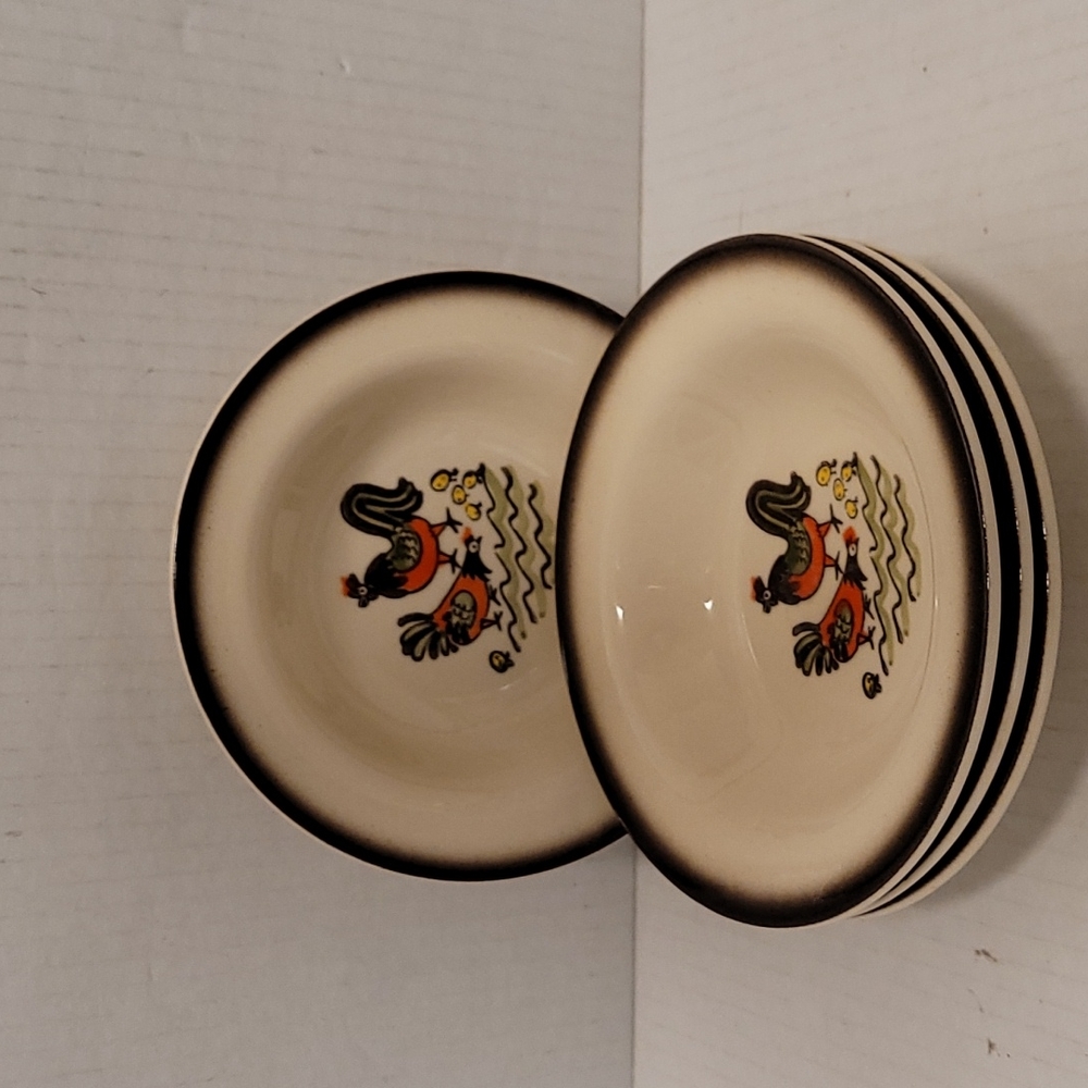 Set of 4 Vintage Metlox Poppytrail Bowls